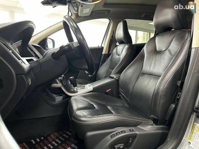 Вольво ХС60, объемом двигателя 0 л и пробегом 181 тыс. км за 13490 $, фото 16 на Automoto.ua