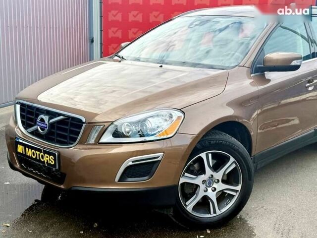 Вольво ХС60, об'ємом двигуна 2.4 л та пробігом 139 тис. км за 14999 $, фото 9 на Automoto.ua