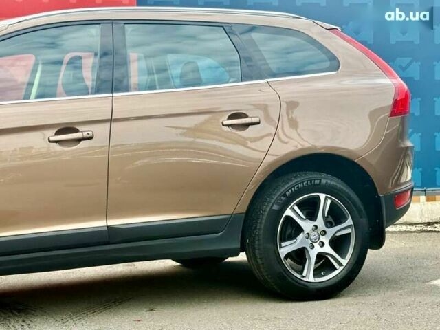 Вольво ХС60, об'ємом двигуна 2.4 л та пробігом 139 тис. км за 14999 $, фото 25 на Automoto.ua