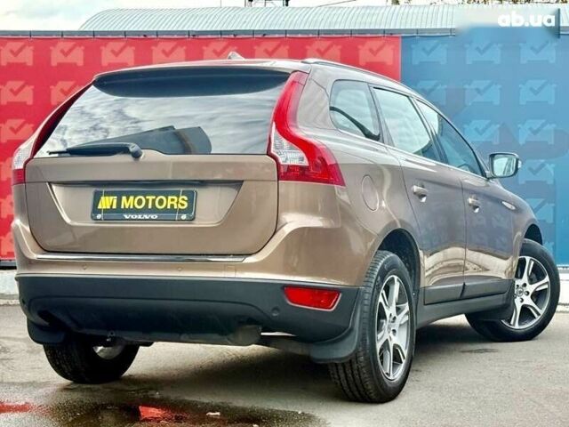 Вольво ХС60, об'ємом двигуна 2.4 л та пробігом 139 тис. км за 14999 $, фото 3 на Automoto.ua