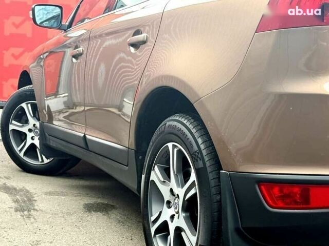 Вольво ХС60, об'ємом двигуна 2.4 л та пробігом 139 тис. км за 14999 $, фото 16 на Automoto.ua