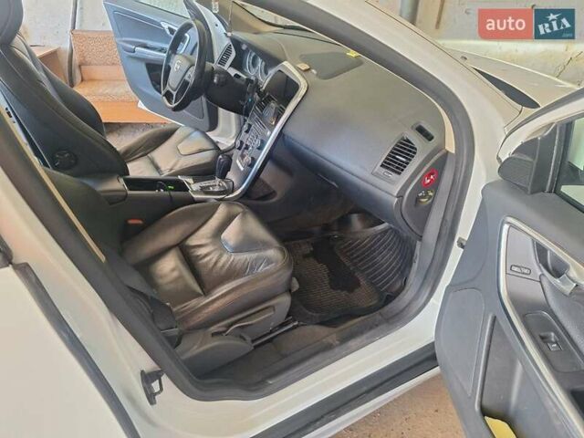 Вольво ХС60 2012 в Харькове на Automoto.ua Вольво ХС60, объемом двигателя 2 л и пробегом 285 тыс. км за 14800 $, фото 7 на Automoto.ua