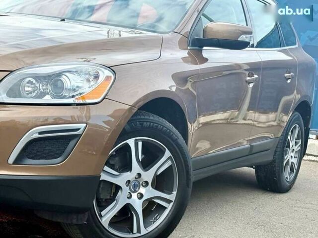 Вольво ХС60, об'ємом двигуна 2.4 л та пробігом 139 тис. км за 14999 $, фото 7 на Automoto.ua