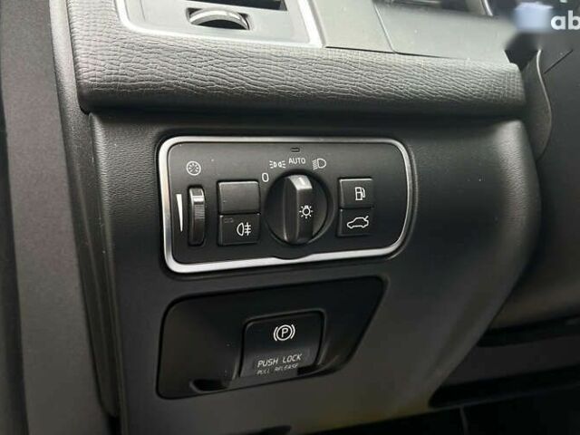 Вольво ХС60, объемом двигателя 2.4 л и пробегом 304 тыс. км за 17200 $, фото 11 на Automoto.ua