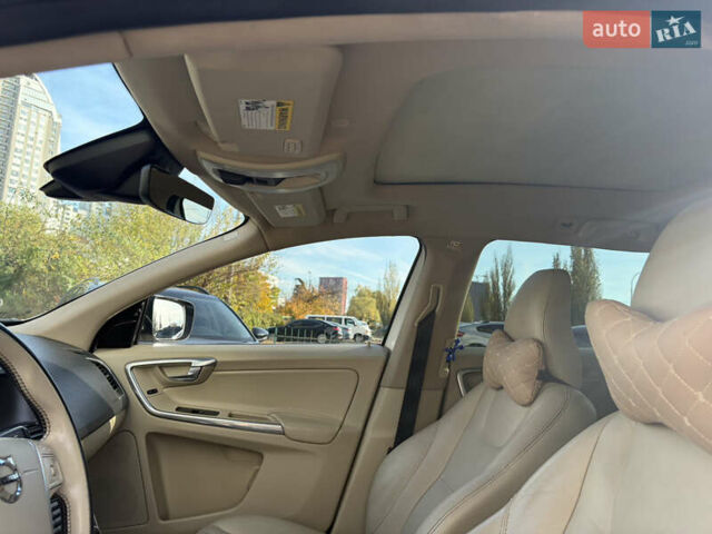 Вольво ХС60, объемом двигателя 2 л и пробегом 142 тыс. км за 15600 $, фото 8 на Automoto.ua