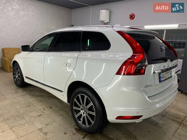 Вольво ХС60, объемом двигателя 3 л и пробегом 139 тыс. км за 15900 $, фото 2 на Automoto.ua