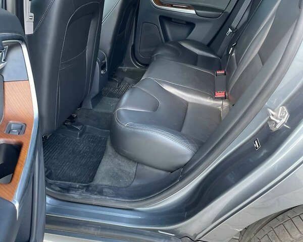 Вольво ХС60, объемом двигателя 2 л и пробегом 86 тыс. км за 14100 $, фото 7 на Automoto.ua