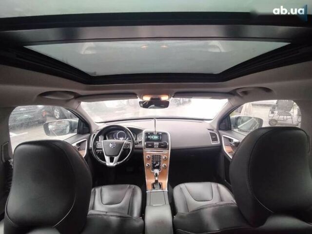 Вольво ХС60, об'ємом двигуна 2 л та пробігом 239 тис. км за 19990 $, фото 27 на Automoto.ua