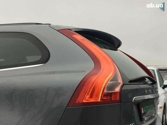 Вольво ХС60, об'ємом двигуна 2 л та пробігом 239 тис. км за 19990 $, фото 15 на Automoto.ua