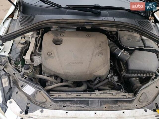 Вольво ХС60, об'ємом двигуна 2 л та пробігом 172 тис. км за 27900 $, фото 8 на Automoto.ua