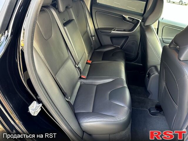 Вольво ХС60, об'ємом двигуна 2 л та пробігом 139 тис. км за 21300 $, фото 9 на Automoto.ua