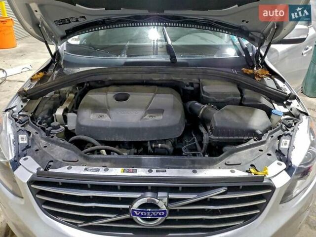 Вольво ХС60, объемом двигателя 2 л и пробегом 72 тыс. км за 2500 $, фото 11 на Automoto.ua