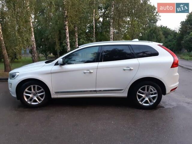Вольво ХС60, объемом двигателя 2.4 л и пробегом 290 тыс. км за 25500 $, фото 2 на Automoto.ua
