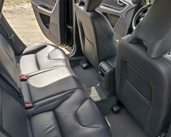 Вольво ХС60, объемом двигателя 0 л и пробегом 207 тыс. км за 21500 $, фото 8 на Automoto.ua
