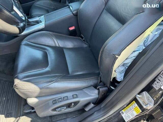 Вольво ХС60, объемом двигателя 2 л и пробегом 235 тыс. км за 11950 $, фото 13 на Automoto.ua