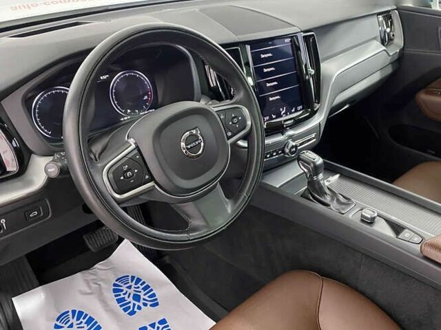 Вольво ХС60, объемом двигателя 2 л и пробегом 130 тыс. км за 25950 $, фото 5 на Automoto.ua