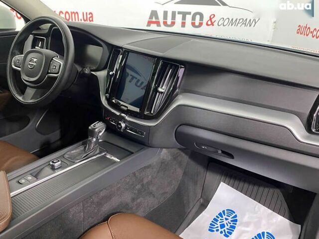 Вольво ХС60, объемом двигателя 2 л и пробегом 130 тыс. км за 25950 $, фото 7 на Automoto.ua