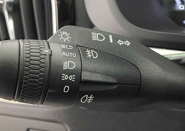 Вольво ХС60, объемом двигателя 2 л и пробегом 130 тыс. км за 25950 $, фото 14 на Automoto.ua