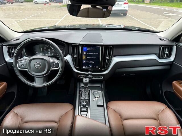 Вольво ХС60, объемом двигателя 2 л и пробегом 82 тыс. км за 26999 $, фото 7 на Automoto.ua