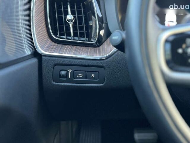 Вольво ХС60, об'ємом двигуна 0 л та пробігом 116 тис. км за 33500 $, фото 20 на Automoto.ua