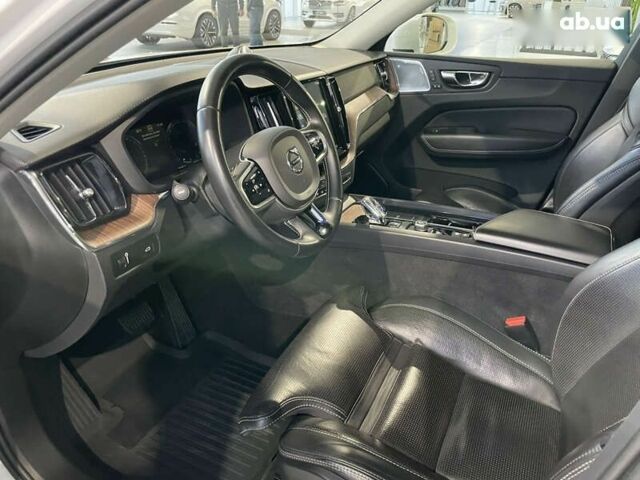 Вольво ХС60, объемом двигателя 2 л и пробегом 109 тыс. км за 41500 $, фото 24 на Automoto.ua