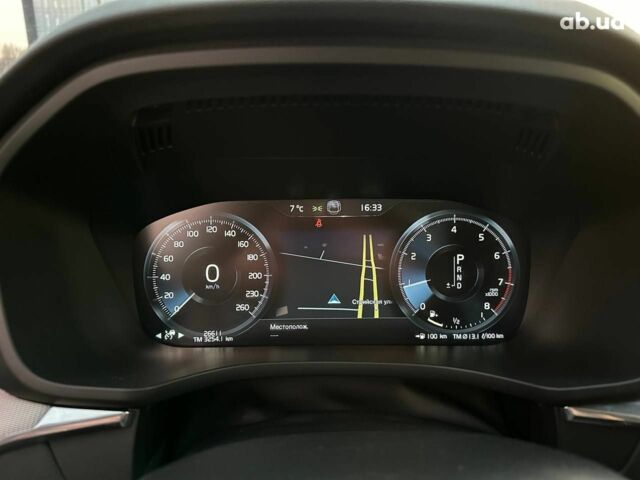 Вольво ХС60, объемом двигателя 0 л и пробегом 26 тыс. км за 34500 $, фото 5 на Automoto.ua