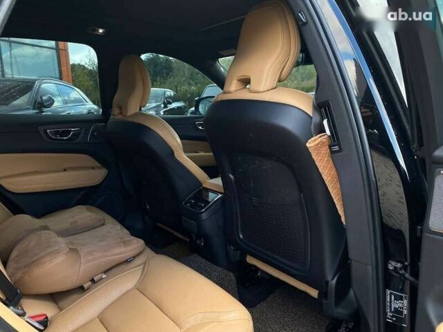 Вольво ХС60, об'ємом двигуна 2 л та пробігом 199 тис. км за 32000 $, фото 26 на Automoto.ua