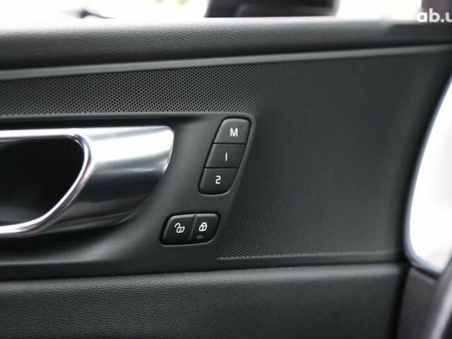 Вольво ХС60, объемом двигателя 2 л и пробегом 192 тыс. км за 32900 $, фото 25 на Automoto.ua