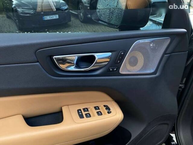 Вольво ХС60, об'ємом двигуна 2 л та пробігом 199 тис. км за 32000 $, фото 14 на Automoto.ua