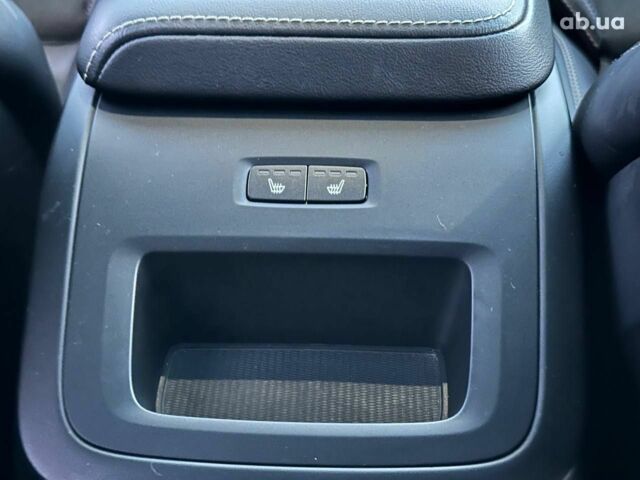 Вольво ХС60, объемом двигателя 0 л и пробегом 26 тыс. км за 34500 $, фото 11 на Automoto.ua