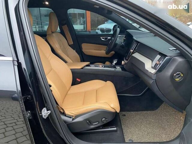 Вольво ХС60, объемом двигателя 2 л и пробегом 200 тыс. км за 32000 $, фото 28 на Automoto.ua