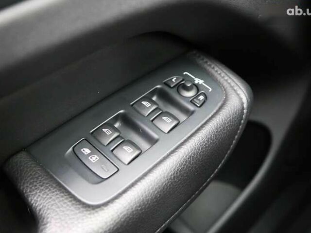 Вольво ХС60, объемом двигателя 2 л и пробегом 192 тыс. км за 32900 $, фото 24 на Automoto.ua