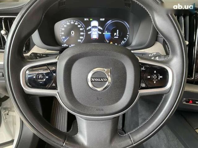 Вольво ХС60, объемом двигателя 0 л и пробегом 66 тыс. км за 39000 $, фото 24 на Automoto.ua
