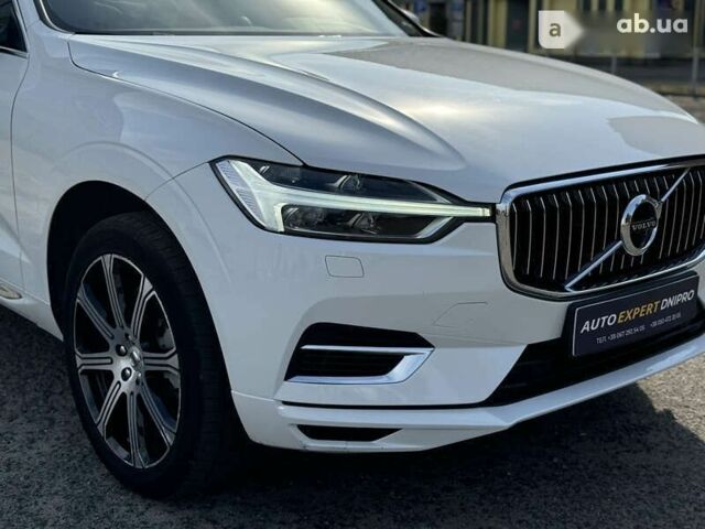 Вольво ХС60, объемом двигателя 0 л и пробегом 30 тыс. км за 40900 $, фото 3 на Automoto.ua