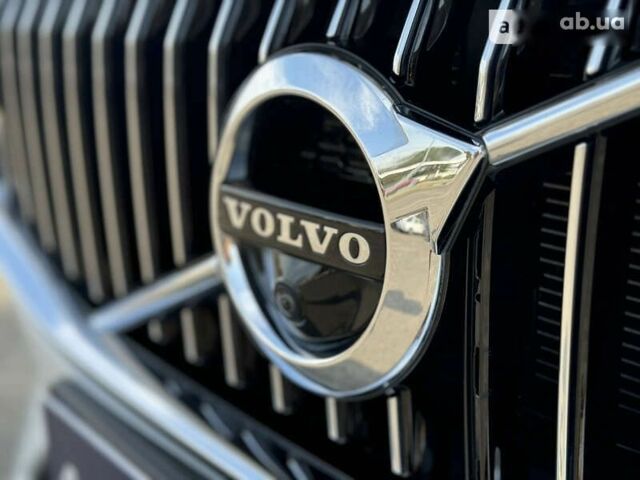 Вольво ХС60, объемом двигателя 0 л и пробегом 30 тыс. км за 40900 $, фото 4 на Automoto.ua