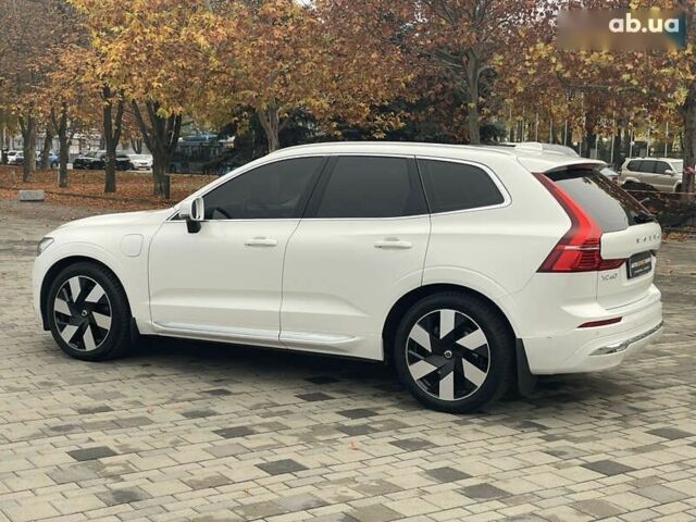 Вольво ХС60, объемом двигателя 0 л и пробегом 15 тыс. км за 65300 $, фото 15 на Automoto.ua