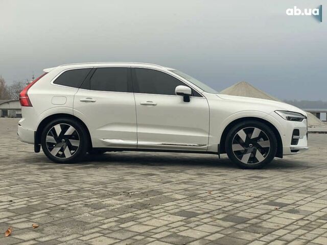 Вольво ХС60, объемом двигателя 0 л и пробегом 15 тыс. км за 65300 $, фото 5 на Automoto.ua