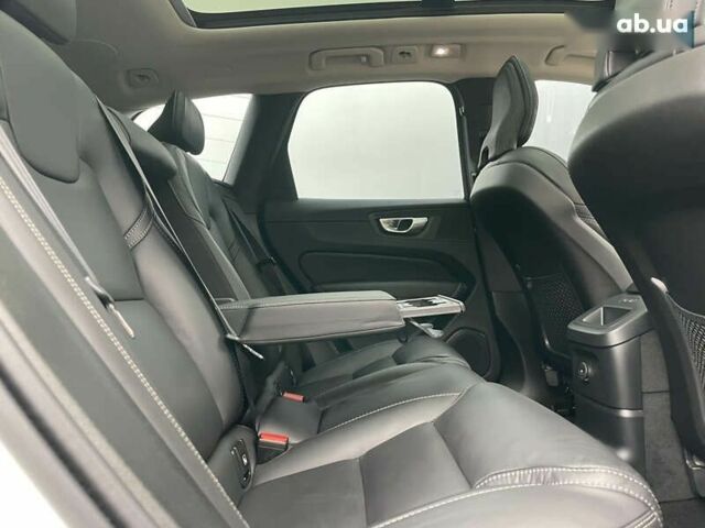 Вольво ХС60, объемом двигателя 0 л и пробегом 15 тыс. км за 65300 $, фото 29 на Automoto.ua