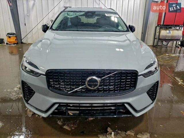 Вольво ХС60, объемом двигателя 2 л и пробегом 21 тыс. км за 12000 $, фото 4 на Automoto.ua