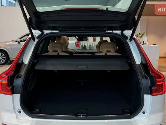 Вольво ХС60, объемом двигателя 1.97 л и пробегом 0 тыс. км за 70752 $, фото 6 на Automoto.ua