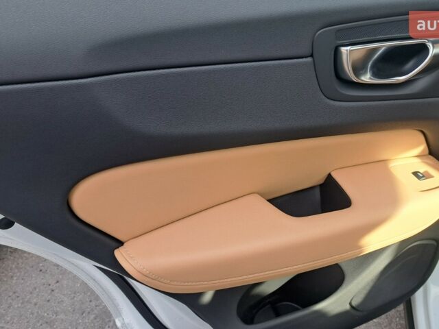 Вольво ХС60, объемом двигателя 1.97 л и пробегом 0 тыс. км за 70752 $, фото 18 на Automoto.ua