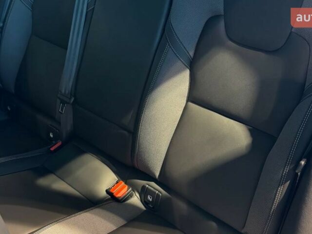 Вольво ХС60, об'ємом двигуна 1.97 л та пробігом 0 тис. км за 70266 $, фото 7 на Automoto.ua