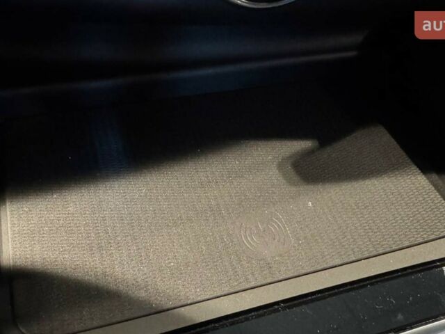 Вольво ХС60, об'ємом двигуна 1.97 л та пробігом 0 тис. км за 70266 $, фото 18 на Automoto.ua