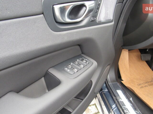 купити нове авто Вольво ХС60 2025 року від офіційного дилера Автоцентр AUTO.RIA Вольво фото