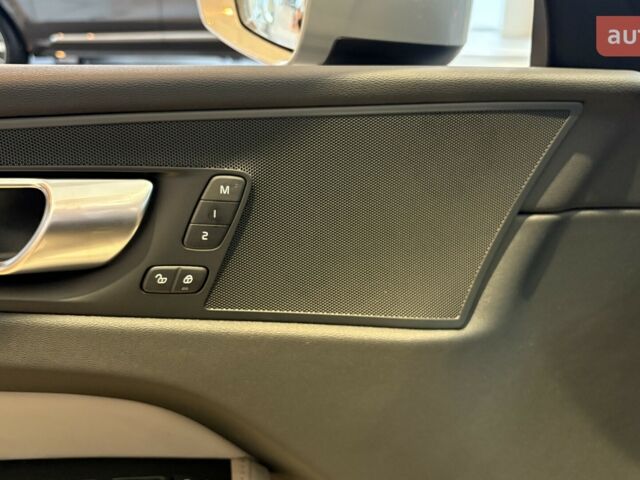 купити нове авто Вольво ХС60 2025 року від офіційного дилера Віннер Автомотів Volvo Вольво фото