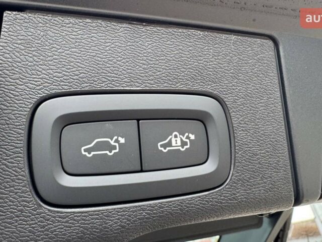 Вольво ХС60, об'ємом двигуна 1.97 л та пробігом 0 тис. км за 65962 $, фото 31 на Automoto.ua