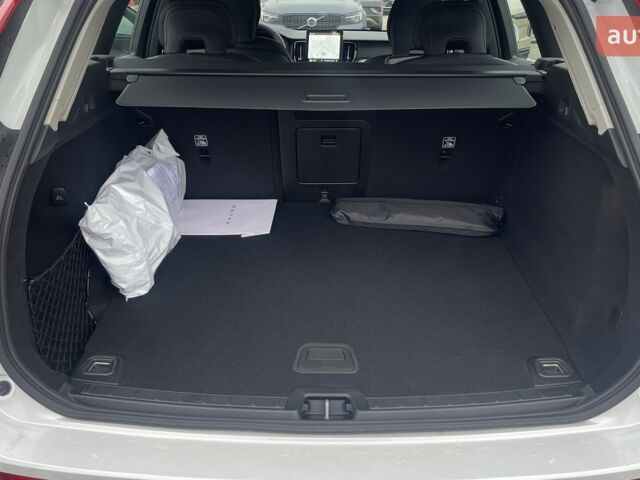 Вольво ХС60, объемом двигателя 1.97 л и пробегом 0 тыс. км за 61664 $, фото 19 на Automoto.ua