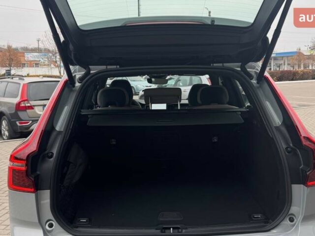 Вольво ХС60, об'ємом двигуна 1.97 л та пробігом 0 тис. км за 60163 $, фото 9 на Automoto.ua