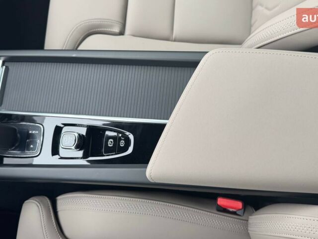 Вольво ХС60, об'ємом двигуна 1.97 л та пробігом 0 тис. км за 60163 $, фото 19 на Automoto.ua