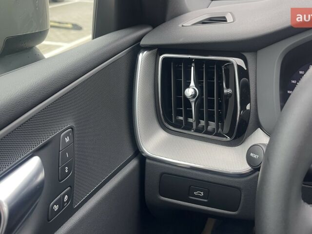 Вольво ХС60, объемом двигателя 1.97 л и пробегом 0 тыс. км за 61679 $, фото 26 на Automoto.ua